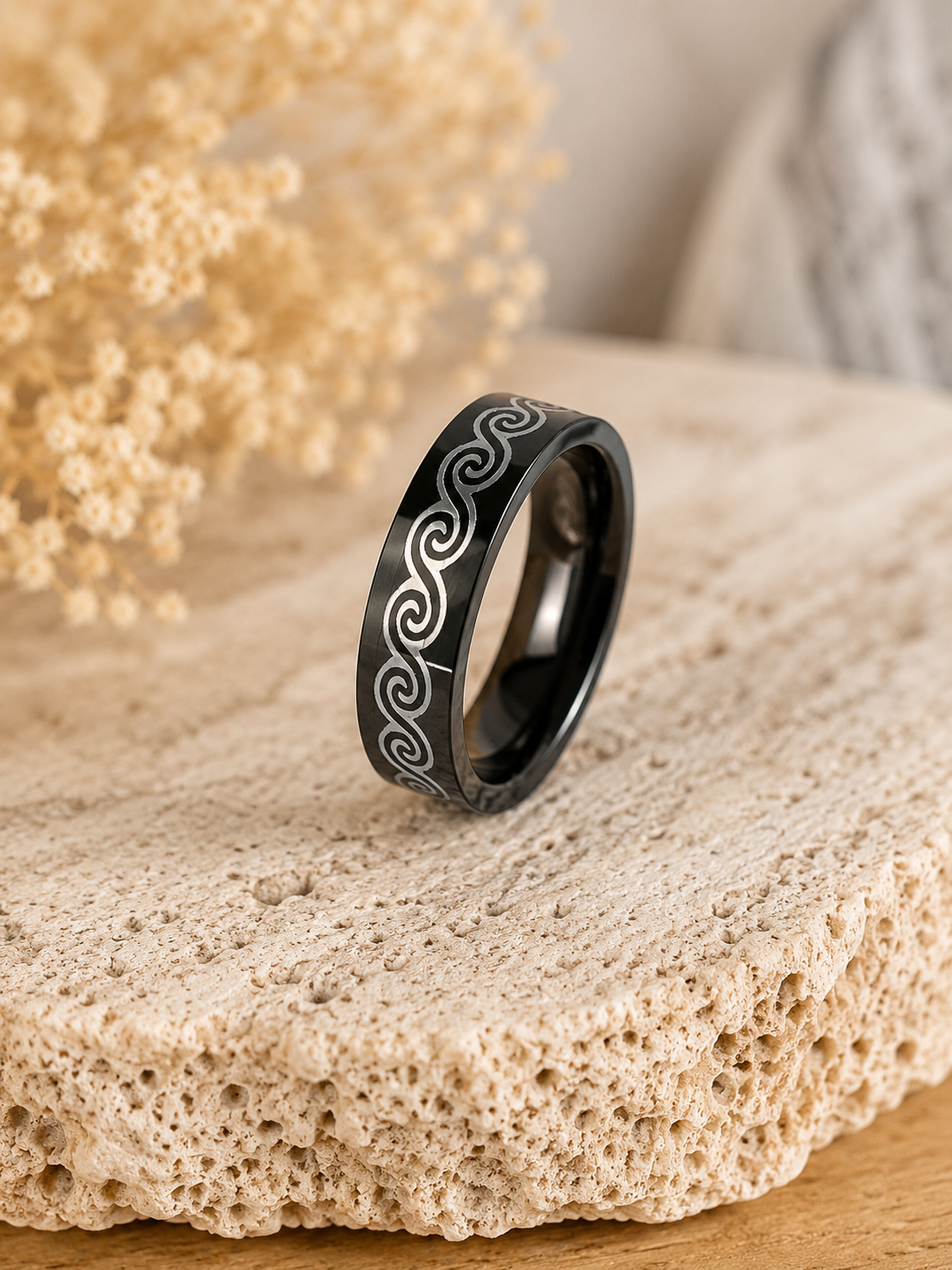 Bague noire motif celtique en acier inoxydable – Tailles 63 et 66 – Image 2