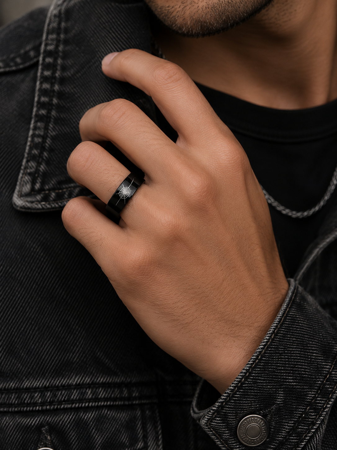 Bague noire motif toile d’araignée en acier inoxydable – Taille 66