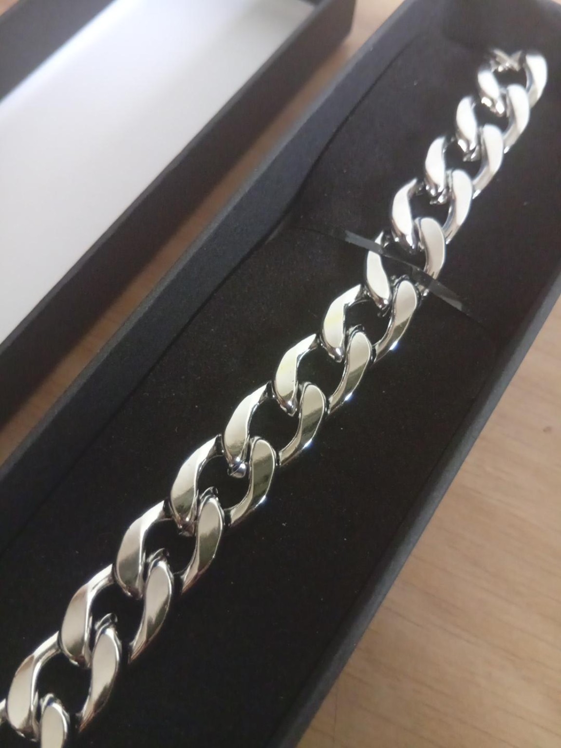Bracelet Chaîne à Gros Maillons Argenté – Style Élégant – Image 3