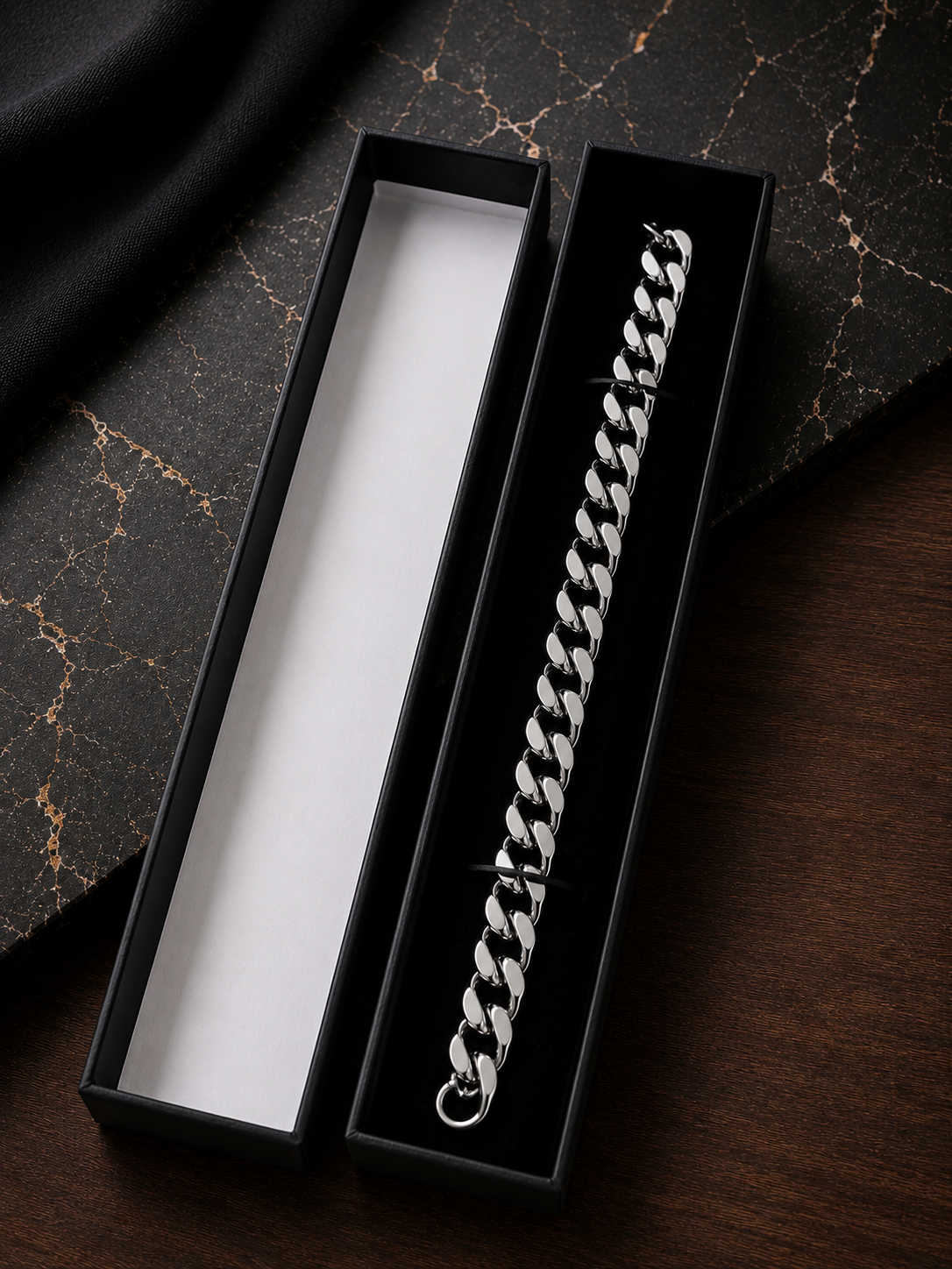 Bracelet Chaîne à Gros Maillons Argenté – Style Élégant