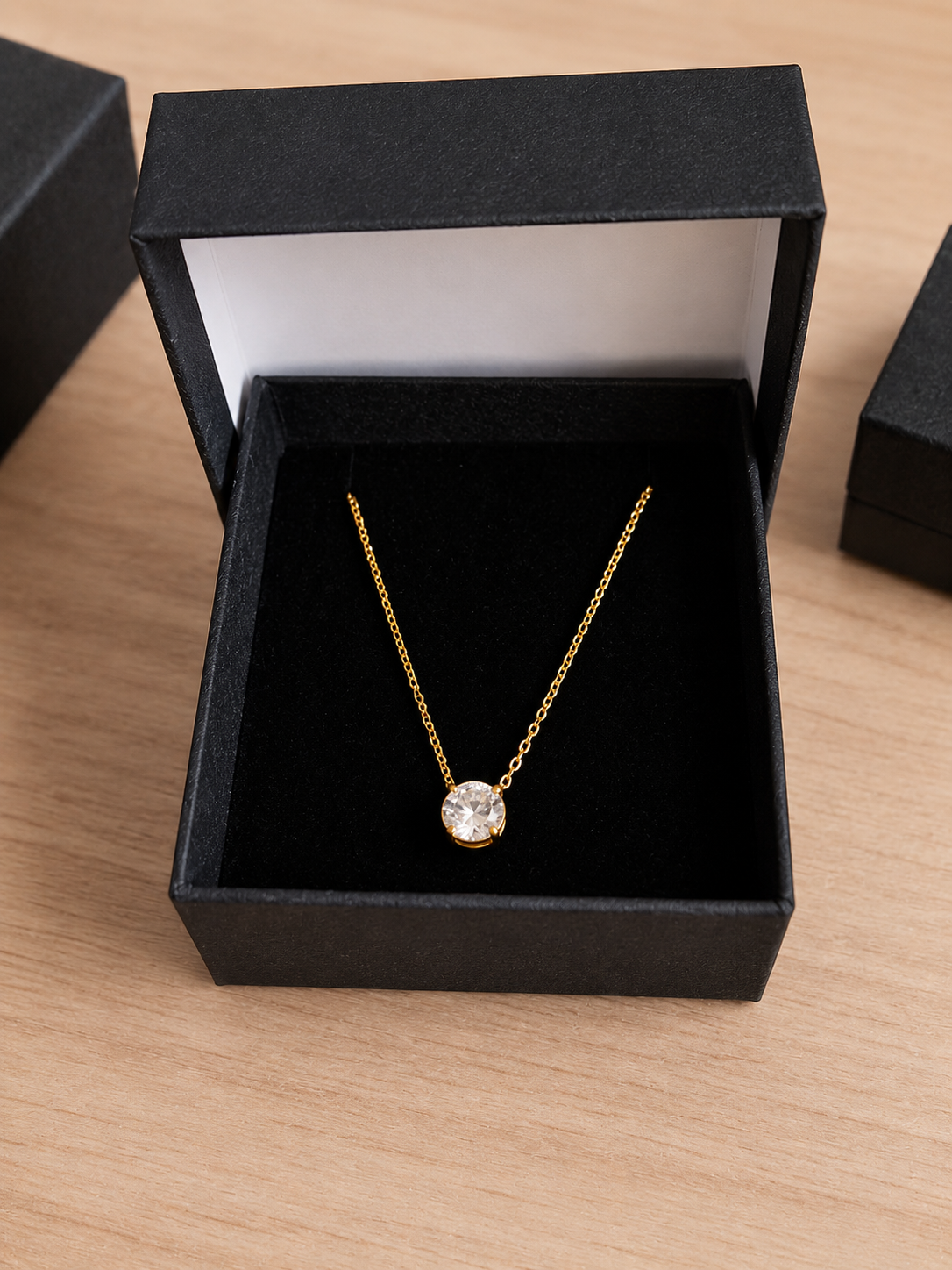 Collier pendentif rond scintillant – Doré ou Argenté – Image 3